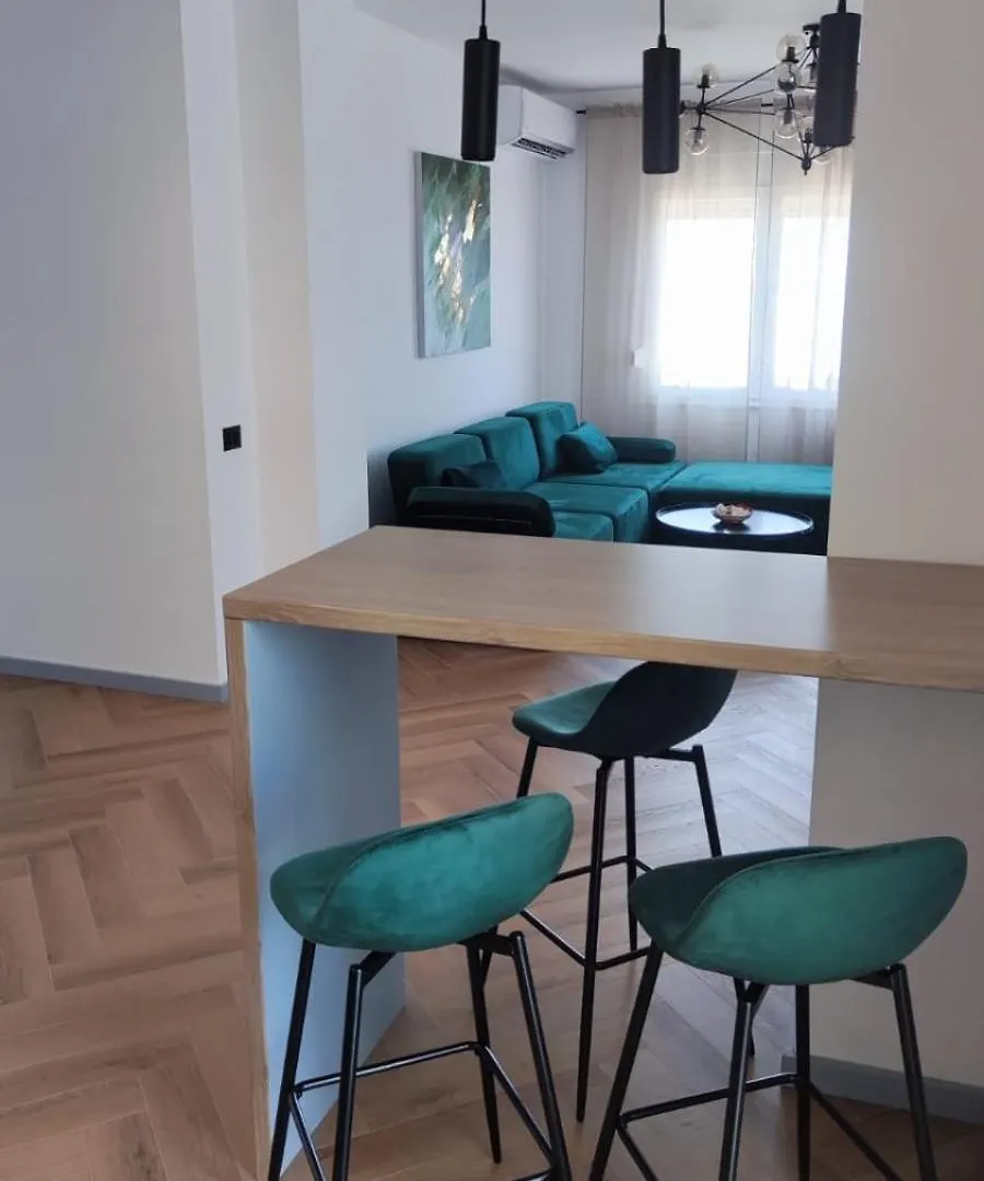 Apartament Luxury Belmondo Durrës
